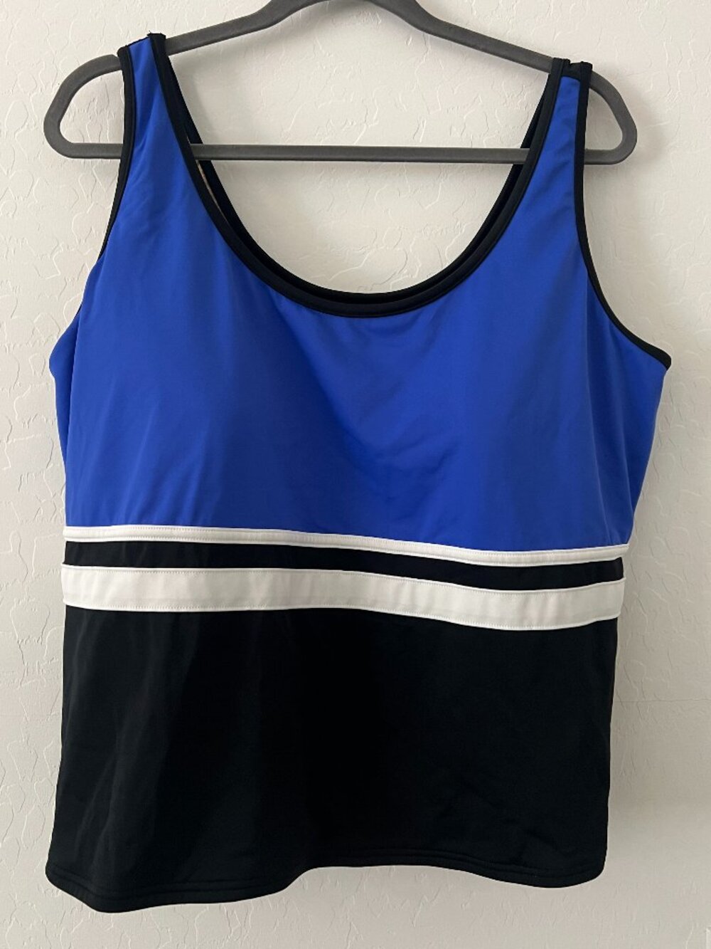 L.L. Bean Tankini Swim Top Womens Size 16 Blue Black Built In Bra UPF 50+ 274819